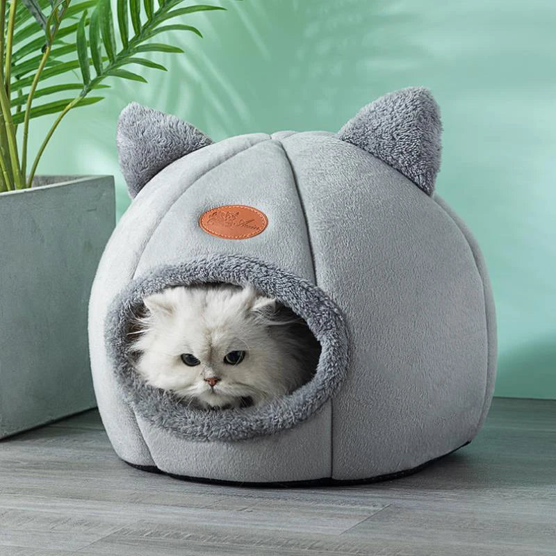 Cozy Winter Pet Cave Bed: Deep Sleep Comfort for Cats & Small Dogs